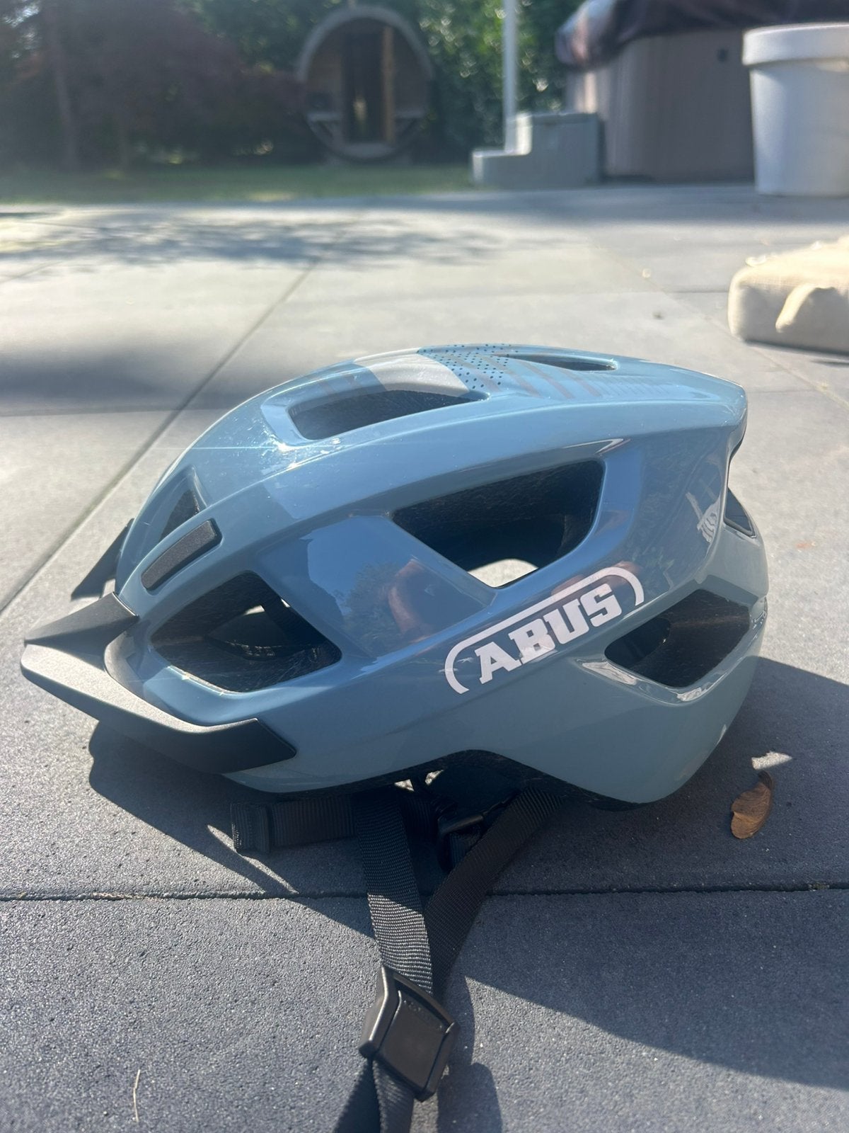 Abus fietshelm nieuw, Ophalen of Verzenden, Zo goed als nieuw, Heer of Dame