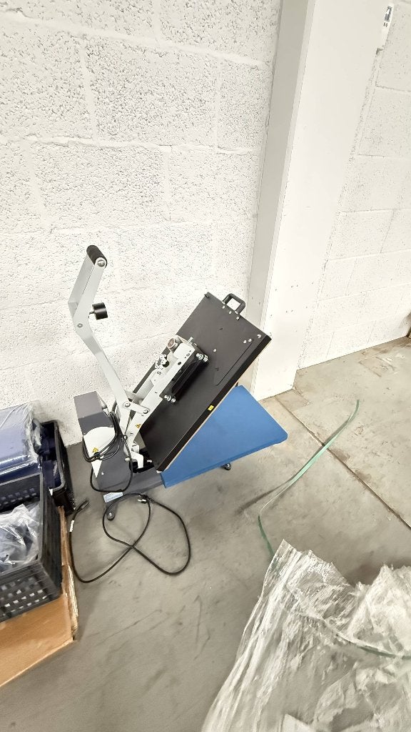 Schulze Heat Press, Ophalen