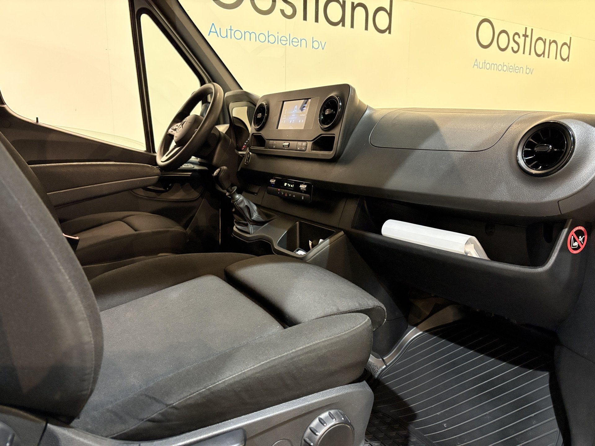Mercedes-Benz Sprinter 317 CDI L2 RWD DC Open Laadbak met Hu, Gebruikt, 4 cilinders, 2272 kg, Wit