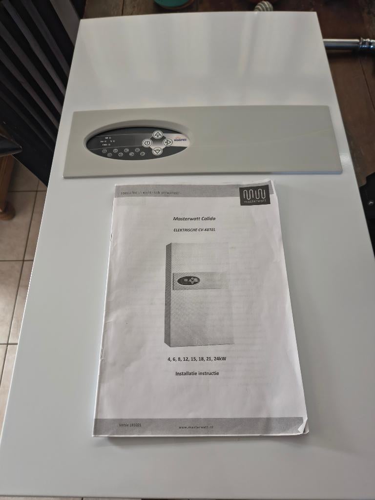 Elektrische solo cv-ketel Masterwatt Calida 12KW, Ophalen, 30 tot 80 cm, Cv-ketel of Combi-ketel, Minder dan 60 cm