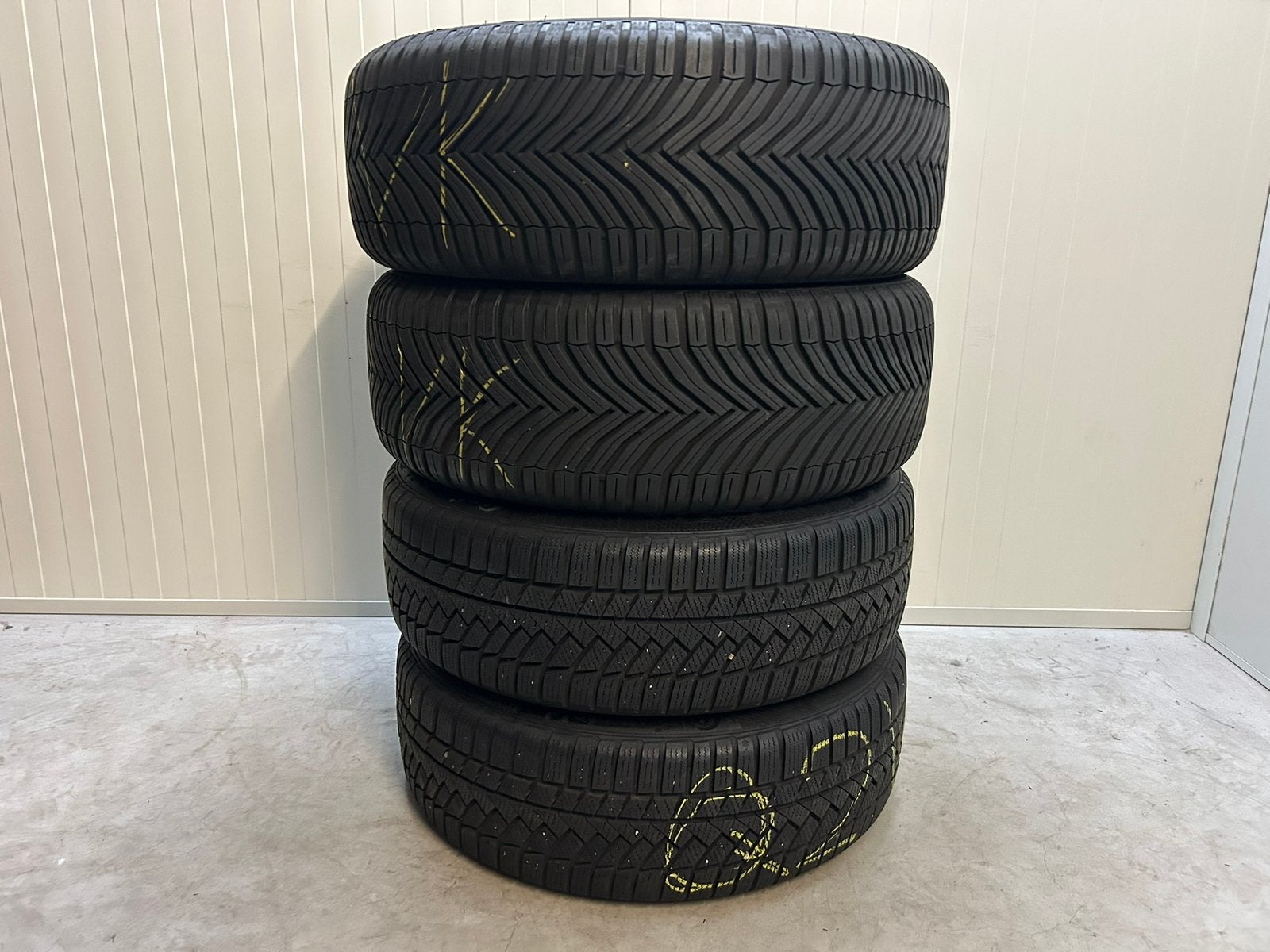 Originele Audi Q2 SQ2 18 inch velgen 5x112 Michelin conti, Ophalen, Banden en Velgen, Winterbanden, Personenwagen