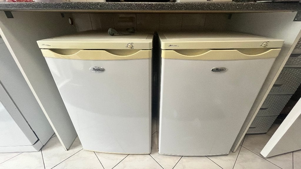 2x Whirpool AFB 601 AP vrieskasten tafelmodel, Gebruikt, Minder dan 60 cm, Vrijstaand, Ophalen