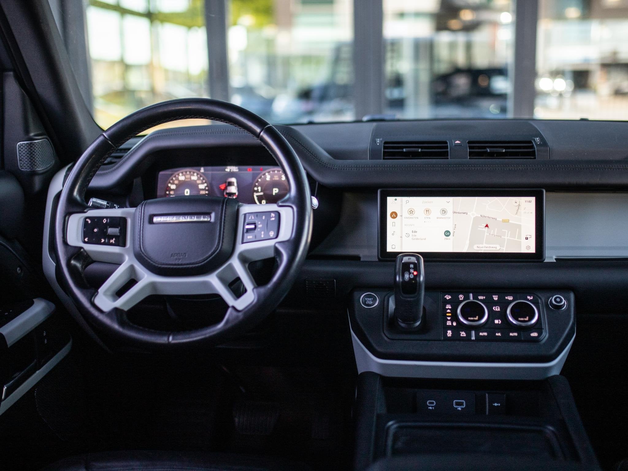 Land Rover Defender 110 2.0 D200 110 HSE X-Dynamic | Luchtve, Automaat, Gebruikt, Euro 6, 4 cilinders