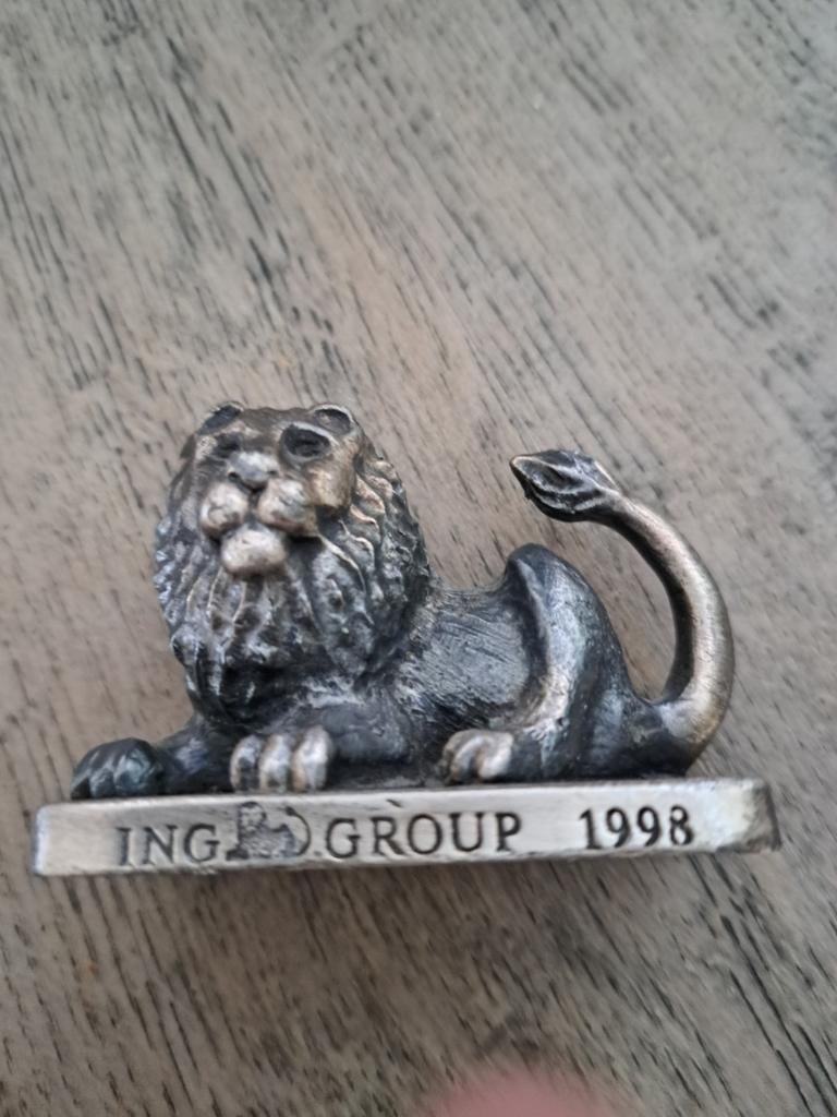Metalen ING leeuw beeldje 1998, Verzamelen, Ophalen of Verzenden, Gebruikt, Dier