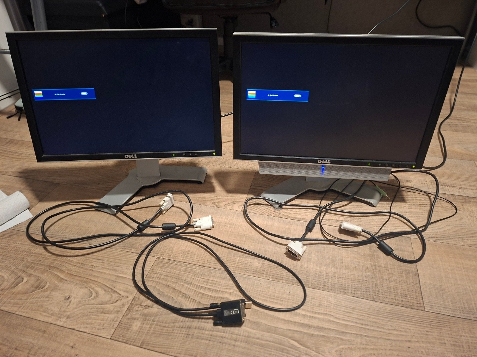 3 Dell monitoren en 1 met ingebouwde speakers, Ophalen, Gebruikt, Full HD, Dell