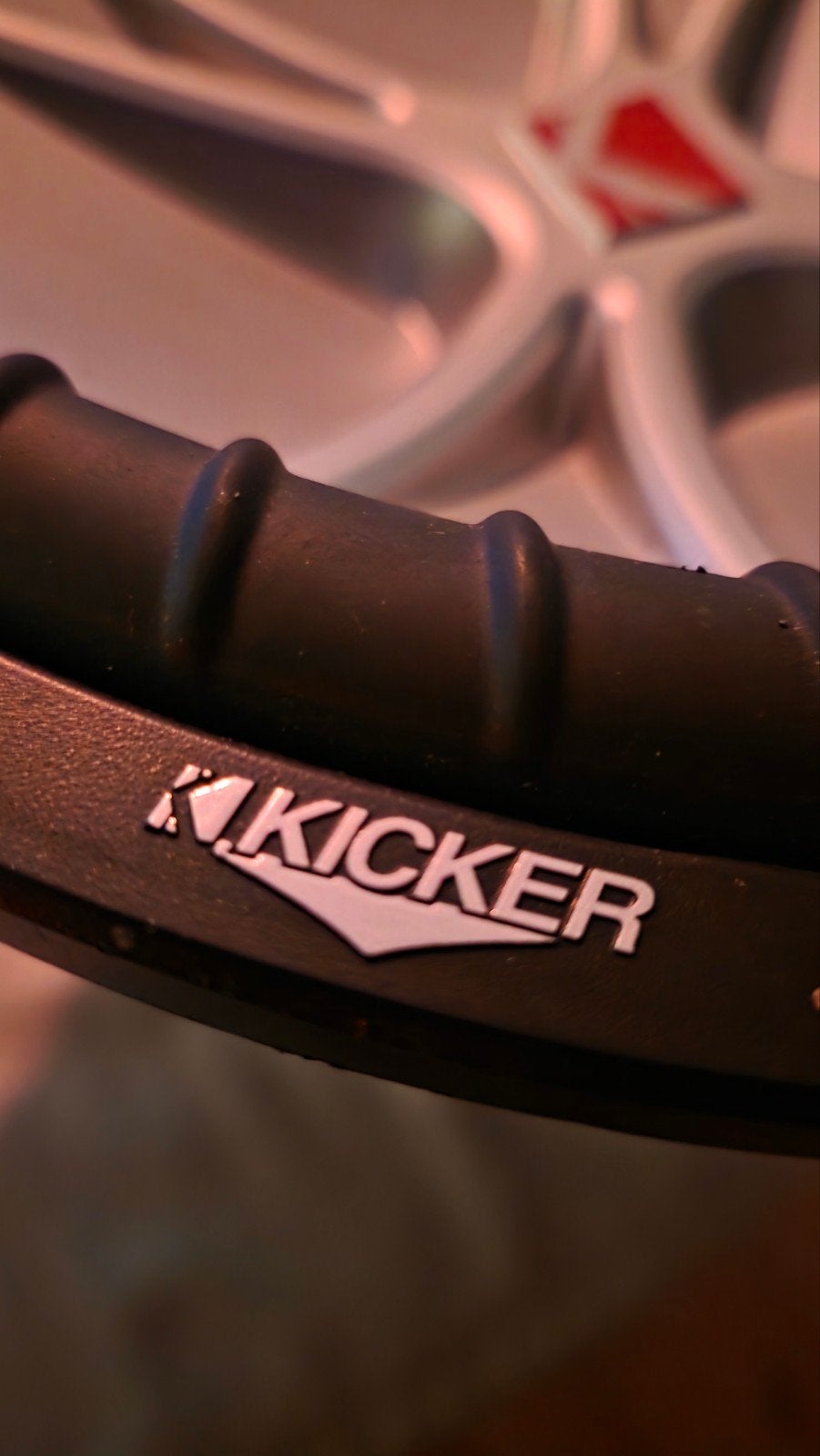 15 Inch KICKER CompVR ZGAN!!, Ophalen, Zo goed als nieuw