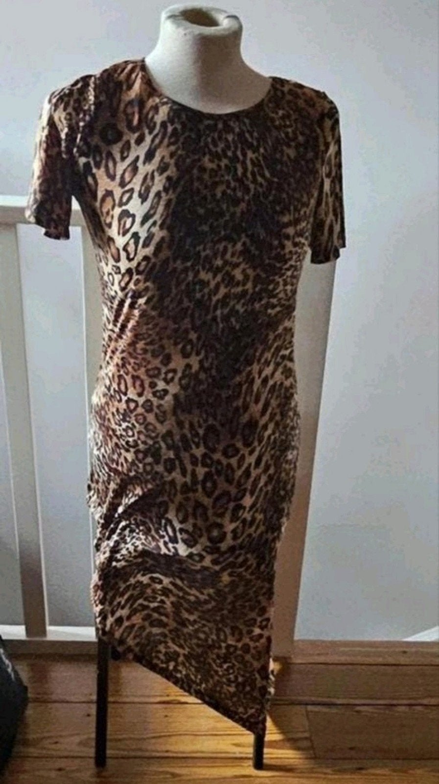Mooi tijgerprint jurk maat L, Bruin, Maat 42/44 (L), Ophalen of Verzenden, Zo goed als nieuw