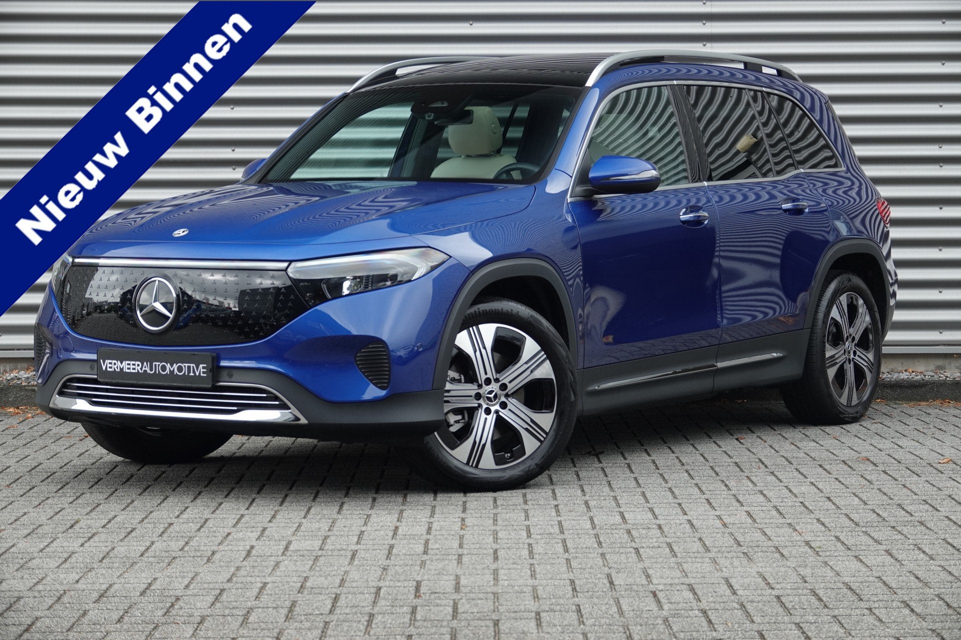 Mercedes-Benz EQB 250+ Luxury Line 71 kWh | Panoramadak | Di, Auto's, 2005 kg, Gebruikt, 190 pk, Blauw