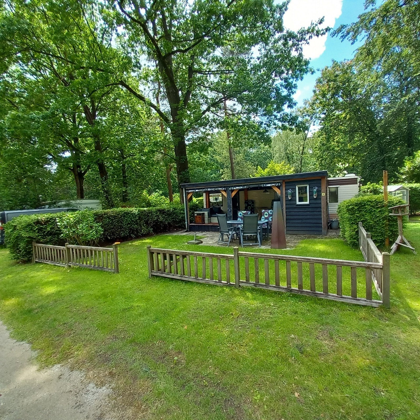 Gemeubileerde stacaravan op Recreatiepark De Goudsberg, Caravans en Kamperen, Caravans, Particulier, tot en met 4, Rondzit, Douche