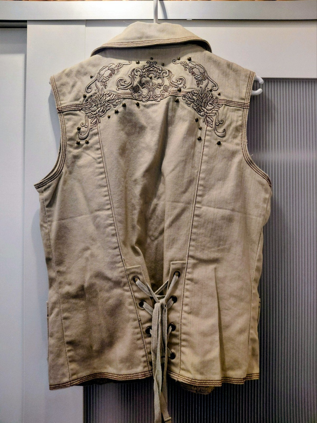 gilet van beige denim stof maat M, Ophalen of Verzenden, Zo goed als nieuw, Maat 38/40 (M), Beige