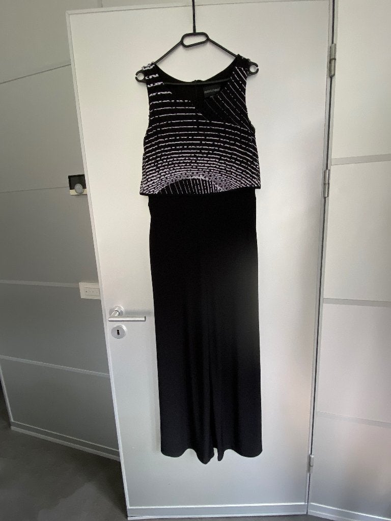 K225 Frank Lyman mt. 36=S jumpsuit playsuit zwart/wit, Kleding | Dames, Jumpsuits, Zwart, Ophalen of Verzenden, Zo goed als nieuw