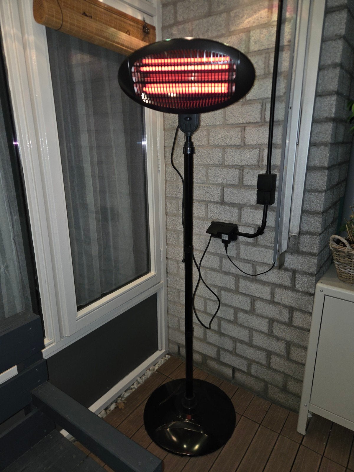 Sunred 2000W terrasverwarmer / heater, Vloer, Zo goed als nieuw, Draaibaar, Ophalen