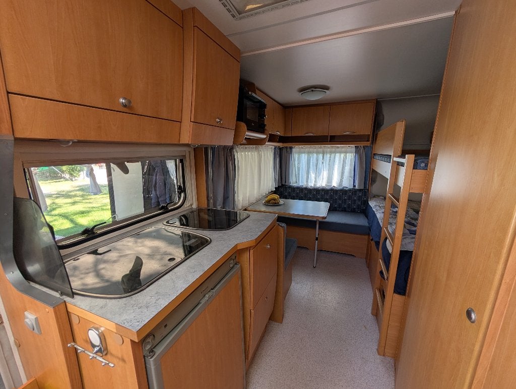gebruikte caravan, Douche, 7 tot 8 meter, Lengtebed, Treinzit