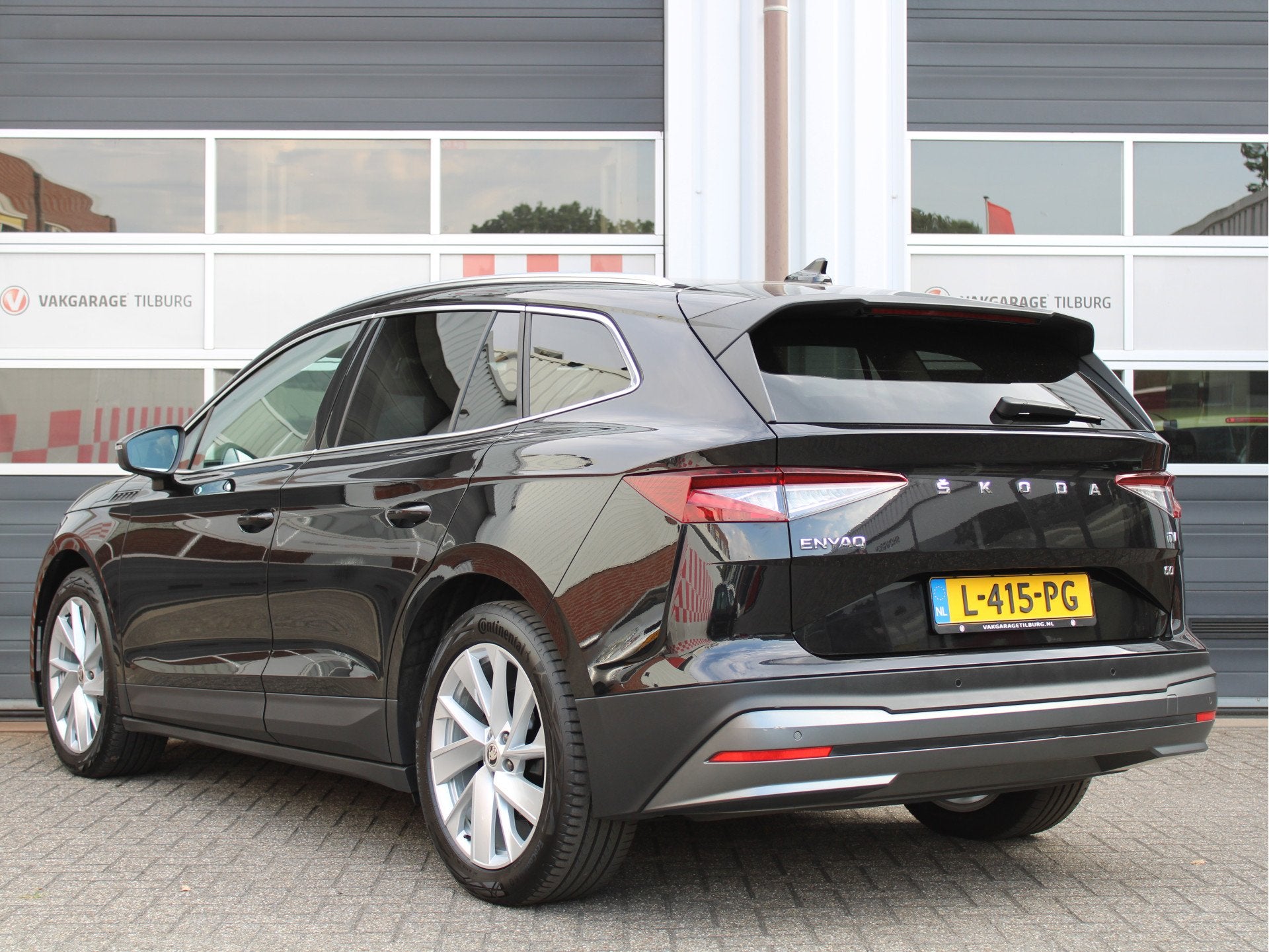 Skoda Enyaq iV 60 First Edition /NAVI/Panoramadak/Leder/20'L, 390 km, Achterwielaandrijving, Gebruikt, 179 pk