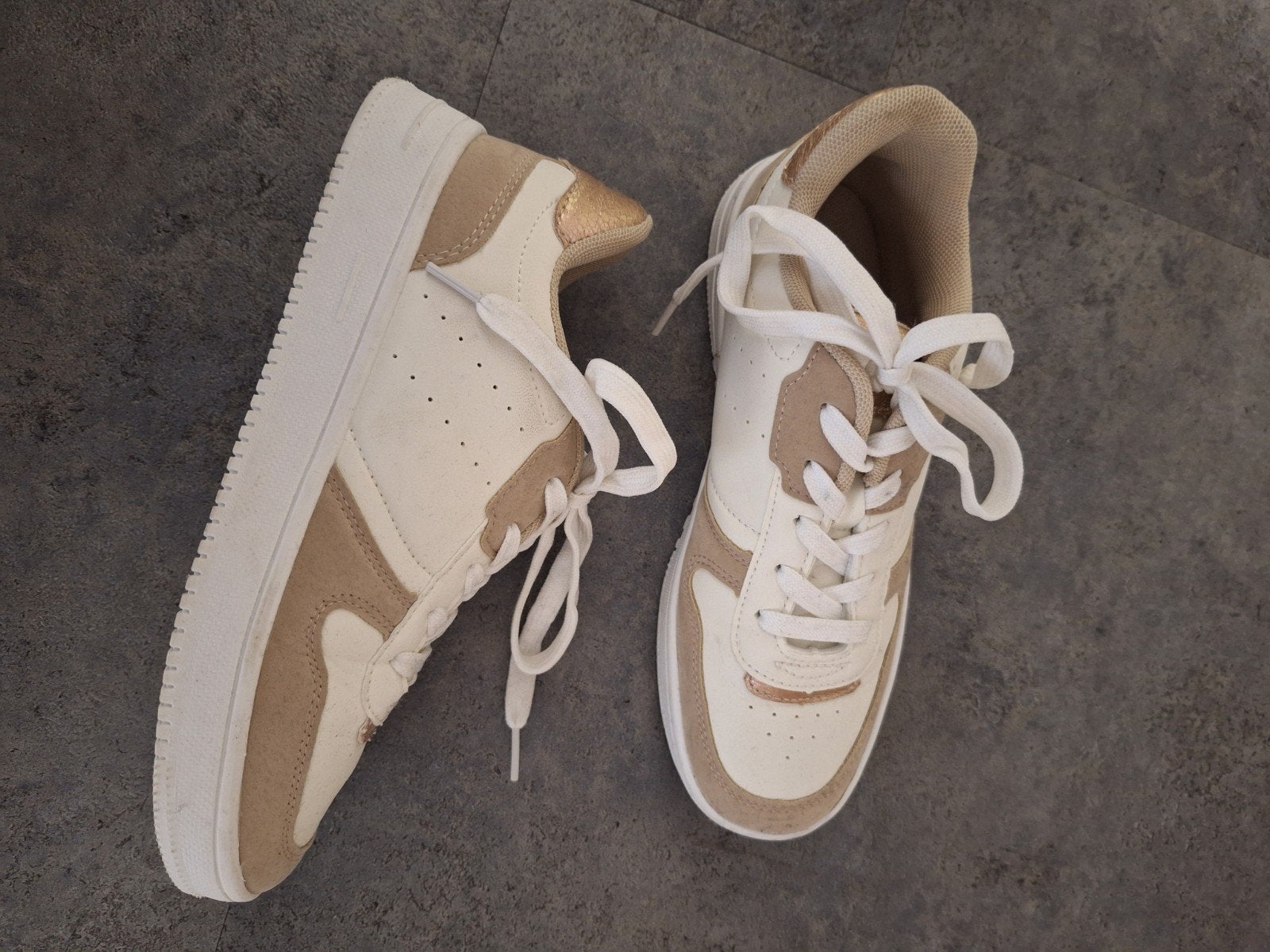 Sneakers maat 37 nieuw!, Meisje, Schoenen, Nieuw, Ophalen of Verzenden