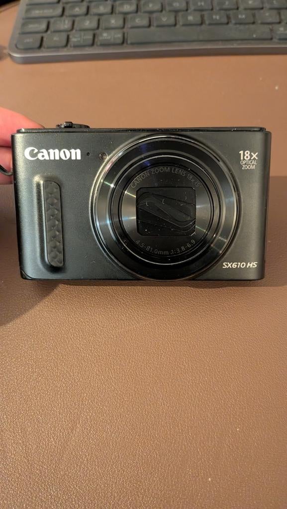 Canon PowerShot SX610 HS WiFi met oplader en hoes, Gebruikt, Canon, Compact, Ophalen of Verzenden