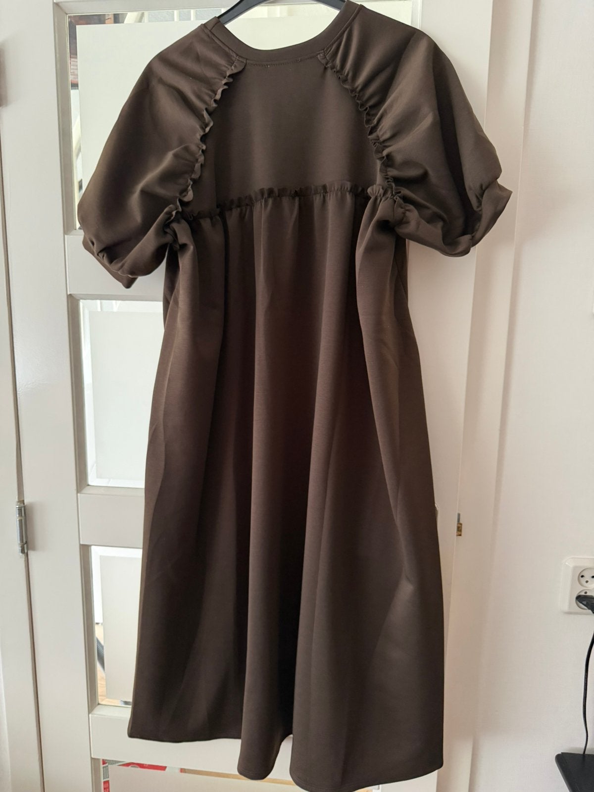2nieuwe jurken van chicas barendrecht, Kleding | Dames, Ophalen of Verzenden, Nieuw, Maat 46/48 (XL) of groter, Onder de knie