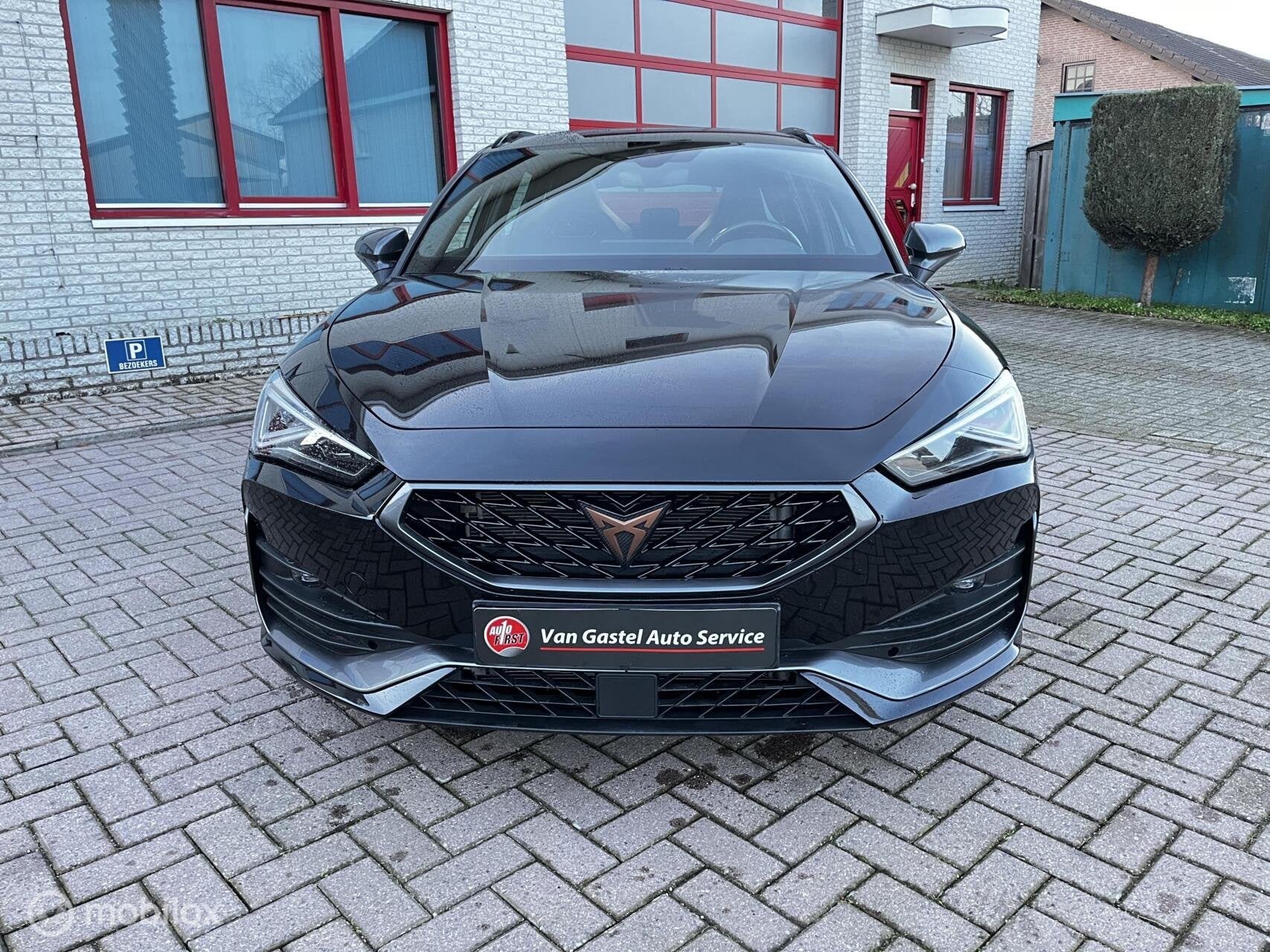 CUPRA Leon Sportstourer 1.4 e-Hybrid Essential Limited, Auto's, Gebruikt, Zwart, 4 cilinders, Leon