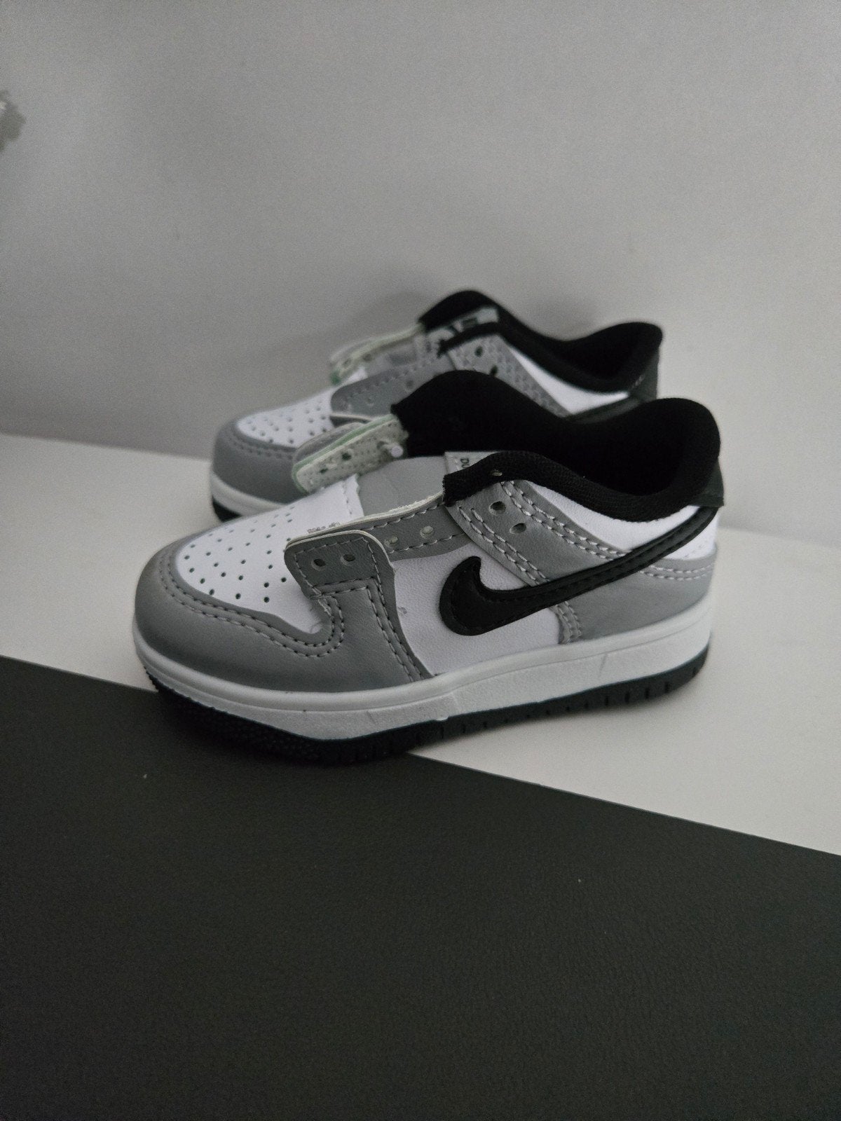 Nike SB Dunk Low pro maat 23, Ophalen of Verzenden, Nieuw, Jongetje of Meisje, Schoentjes