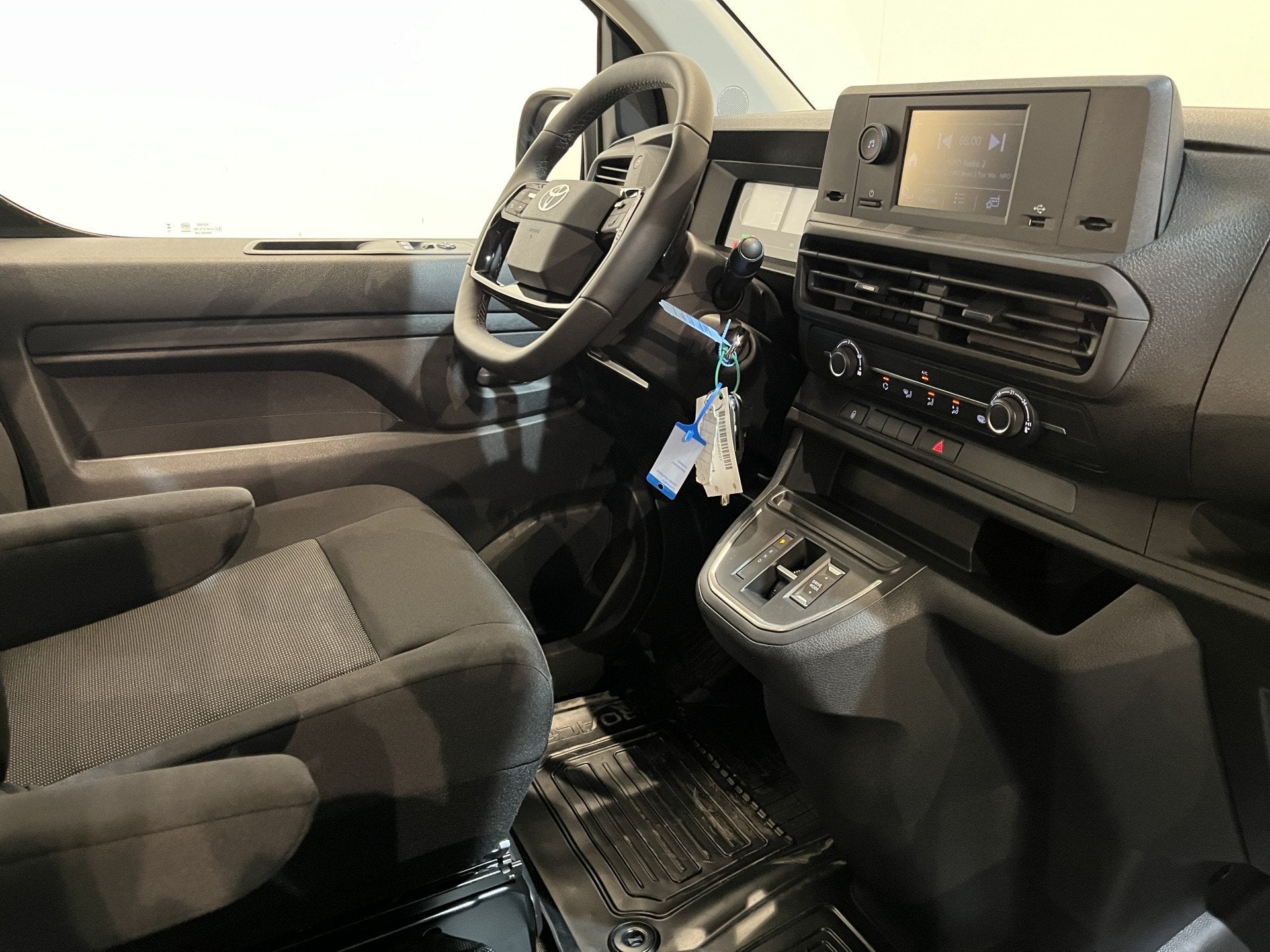 Toyota PROACE City Pick-up Electric Kipper 50 kWh / Tipper /, Auto's, Gebruikt, Zwart, Wit, 2 stoelen