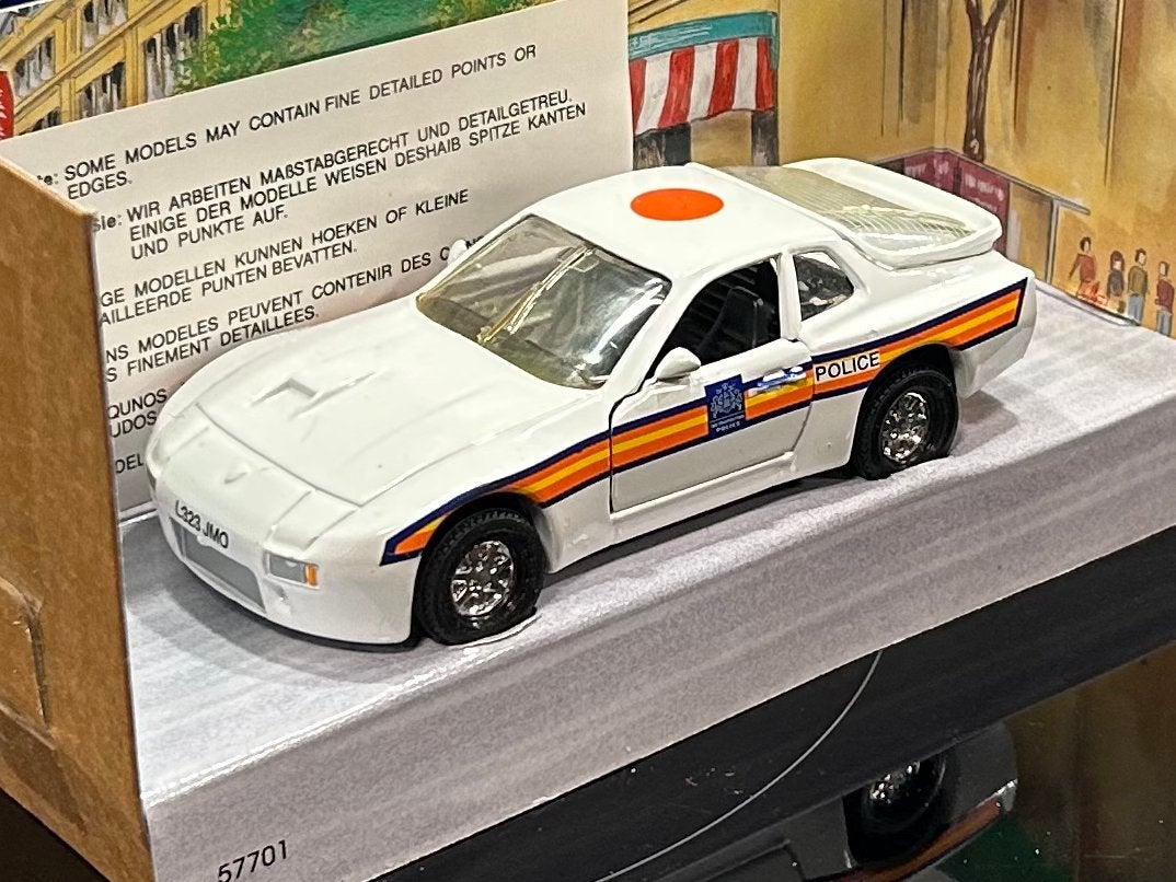 Corgi Toys Porsche 944 Police 1:36 OVP, Ophalen of Verzenden, Zo goed als nieuw, Auto