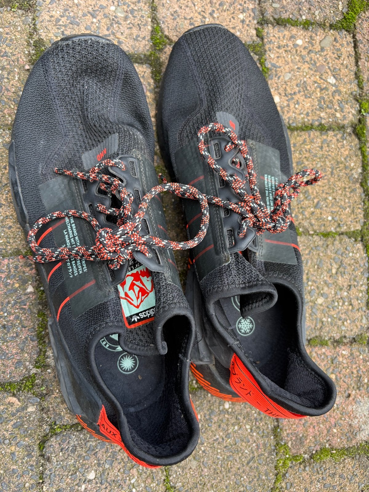 Adidas NMD_R1 Heren Sneakers Zwart/Oranje Maat 45 1/3, Kleding | Heren, Ophalen of Verzenden, Gedragen, Zwart, Sneakers of Gympen