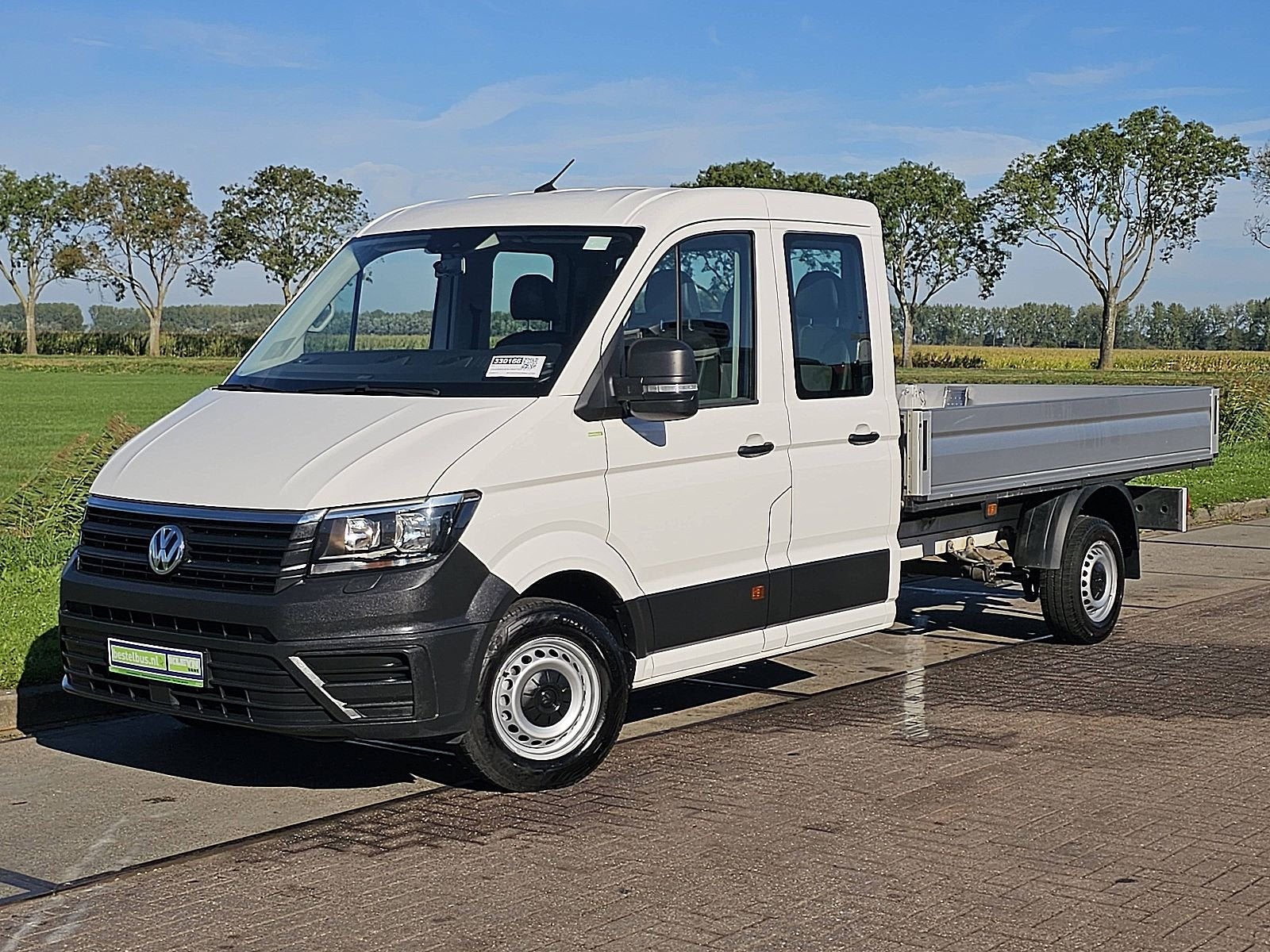 VOLKSWAGEN CRAFTER 35 2.0 L4 Dubbele Cabine Open-Laadbak Air, Voorwielaandrijving, Gebruikt, Euro 6, 4 cilinders
