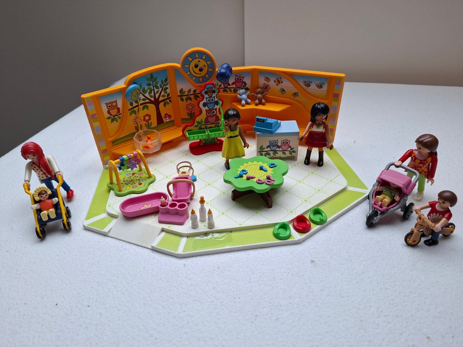 Playmobil Kinderwinkel met figuren en accessoires, Ophalen of Verzenden, Gebruikt, Jongen of Meisje