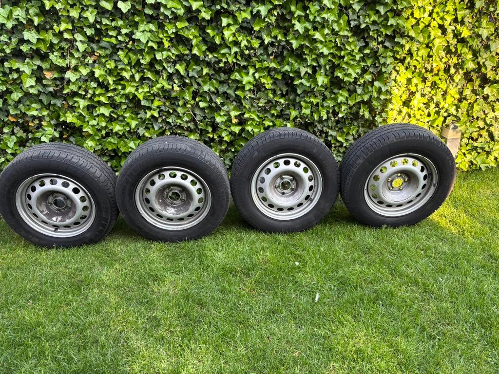 215/65 R16C Michelin banden + velgen 7Jx16 H2 –5x114,3–ET46, Auto-onderdelen, Banden en Velgen, Ophalen, 16 inch, Banden en Velgen