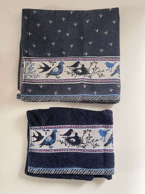 Bunzlau Castle handdoek & theedoek 4 sets, Huis en Inrichting, Keuken | Textiel, Zo goed als nieuw, Theedoek of Handdoek, Blauw