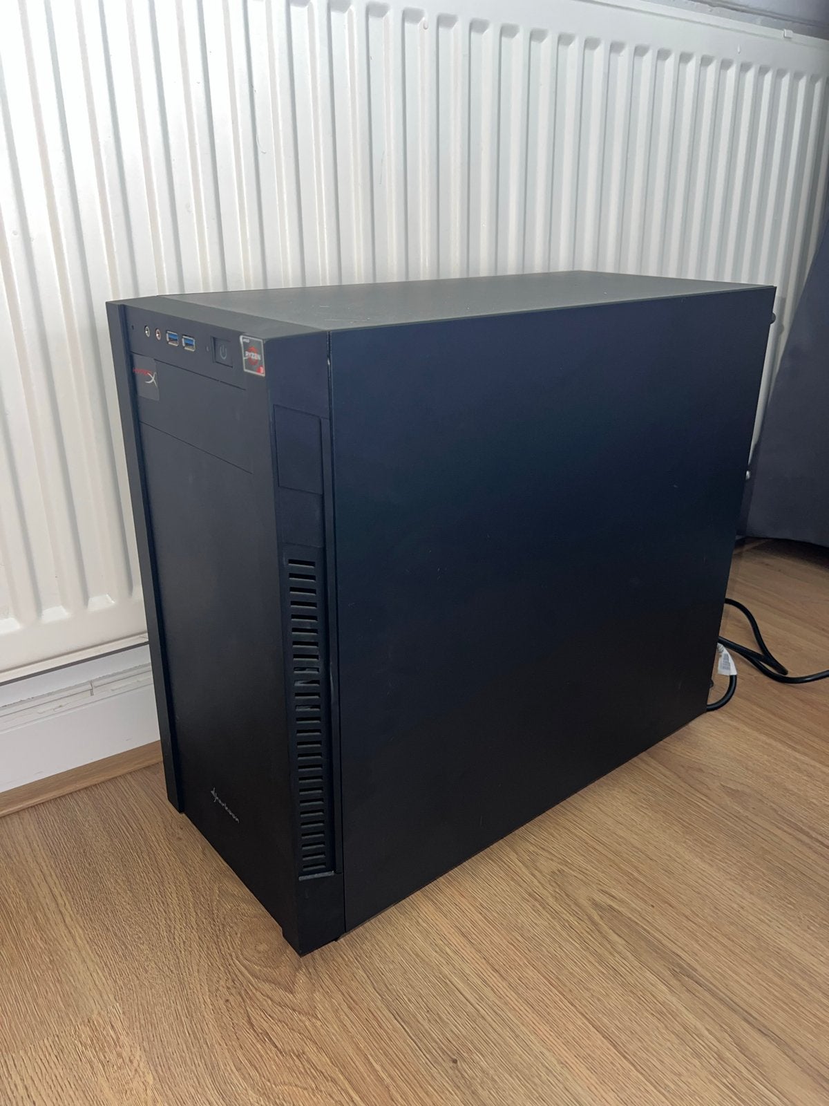 Gaming PC met AMD Ryzen 3 3100, GTX 1660, 16GB RAM, 1TB HDD