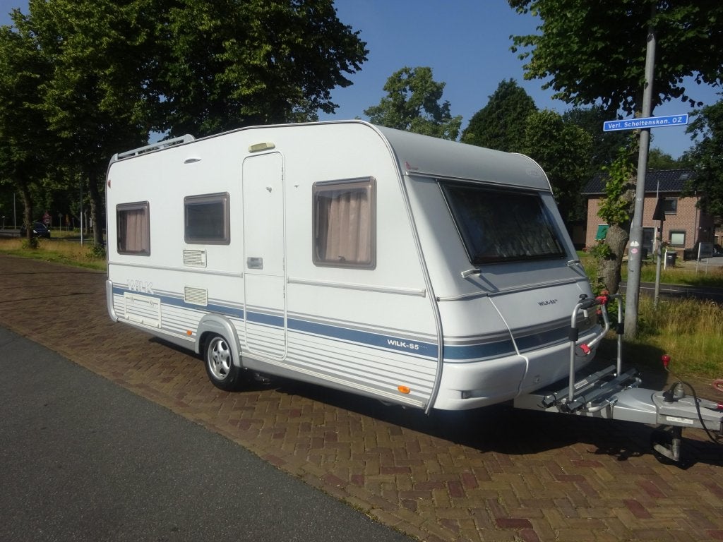 Wilk Silverstra 490 Met MaxxFan en Mover, Schokbreker, Rondzit, Bedrijf, 4 tot 5 meter