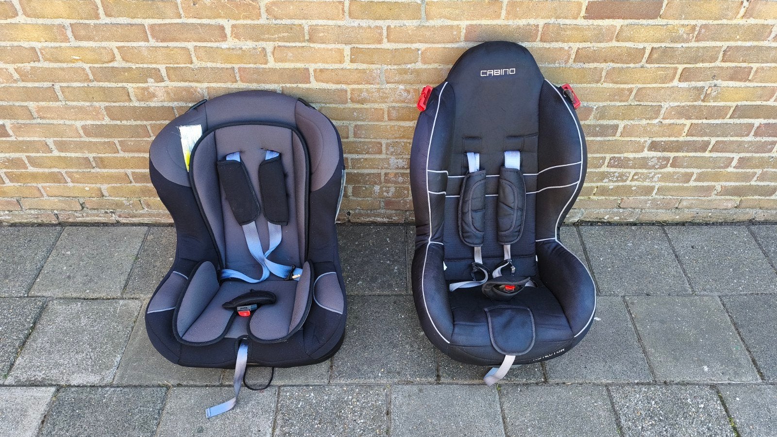 2x Autostoel (0-18 kg) en (9-18 kg) - Gebruikt, Kinderen en Baby's, Autostoeltjes, Ophalen