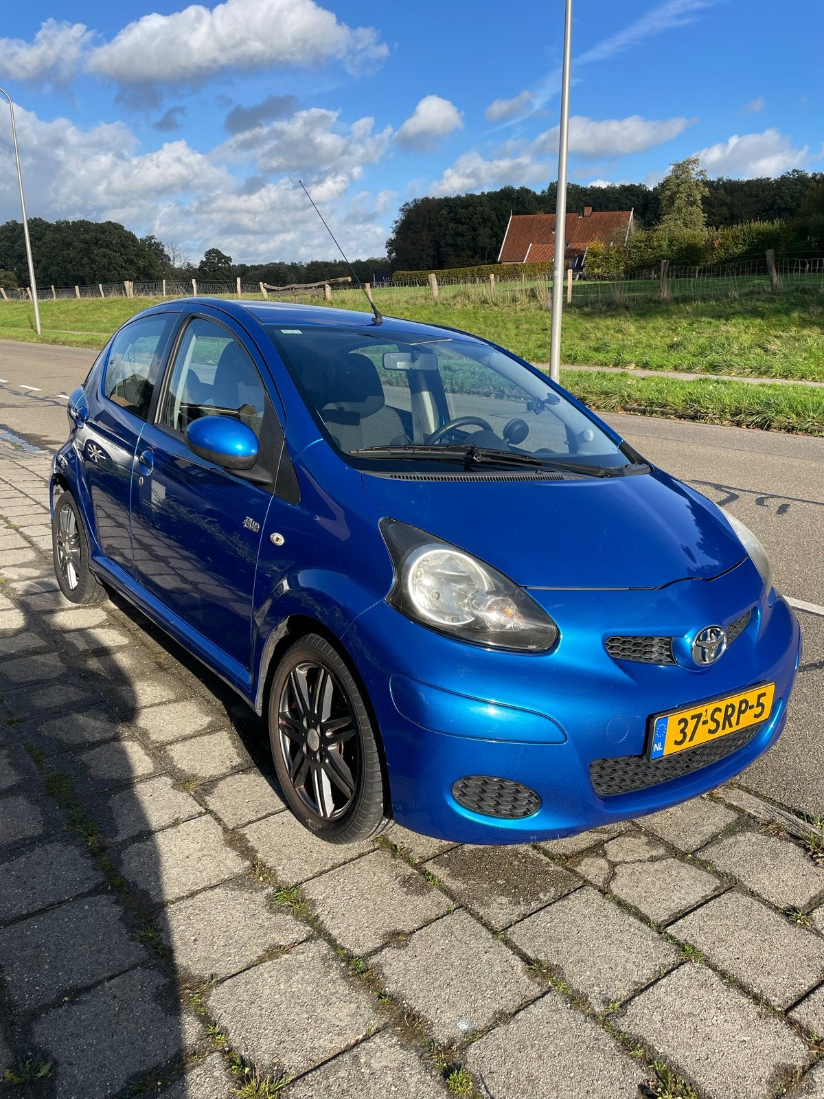 Toyota Aygo 1.0 12V Vvt-i 5DRS 2010 Blauw, Voorwielaandrijving, 68 pk, Handgeschakeld, Particulier