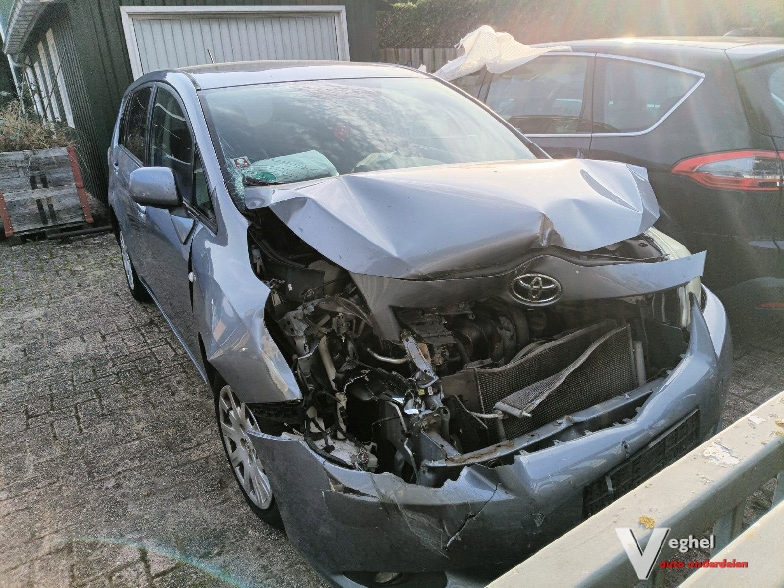 Toyota Corolla verso 1.8 7 persoon in onderdelen, Gebruikt, -, -, Ophalen of Verzenden