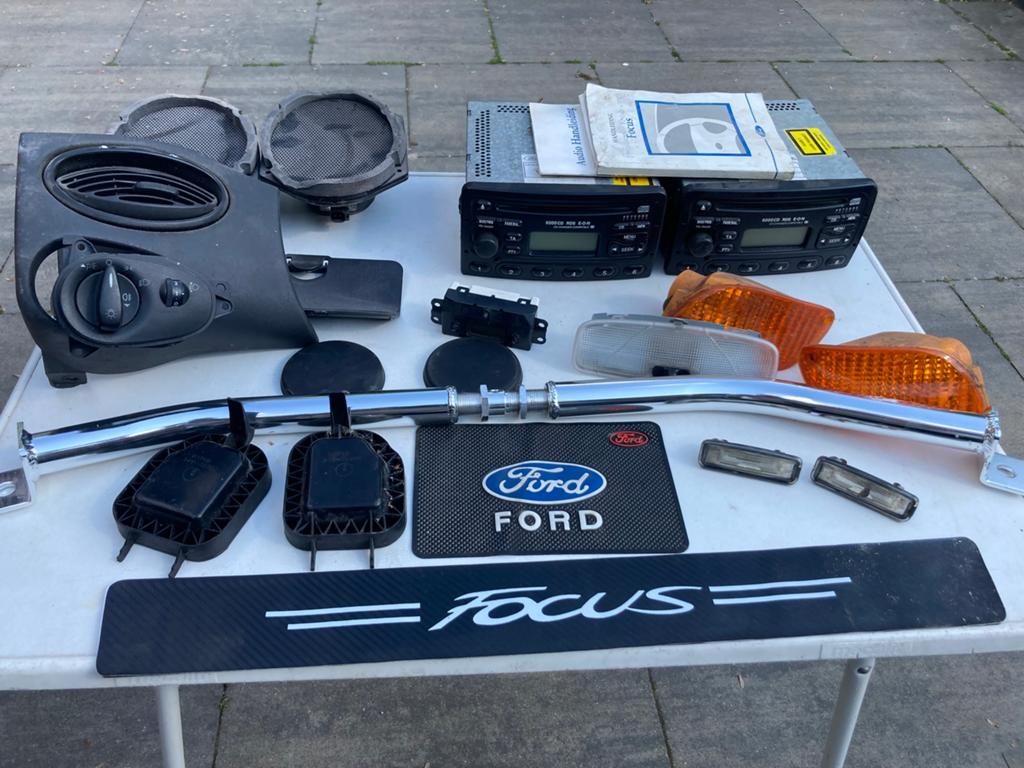 Allemaal ford focus mk1 onderdelen, Ophalen, Ford