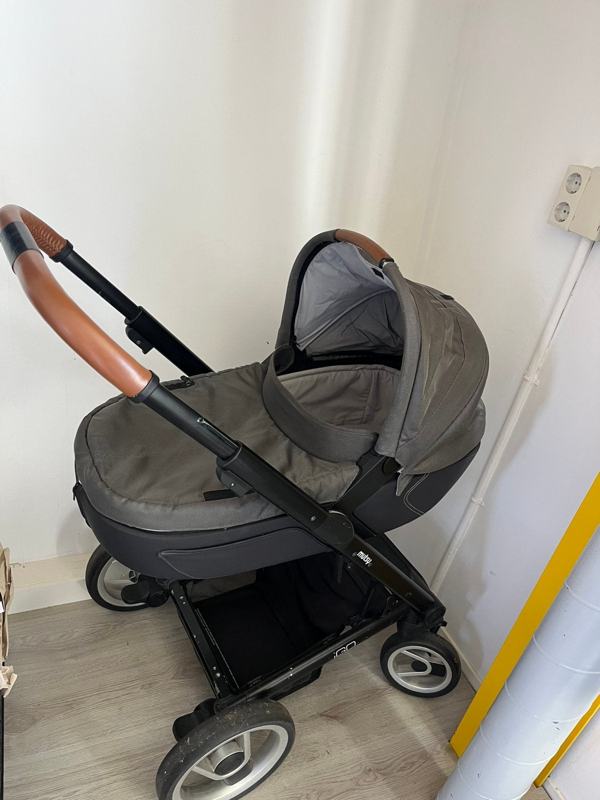 Mutsy iGo wandelwagen kinderwagen, Kinderen en Baby's, Kinderwagens en Combinaties, Ophalen, Zo goed als nieuw, Mutsy