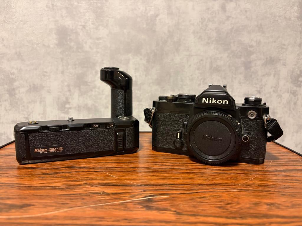 Nikon FM met MD-12 motordrive, Audio, Tv en Foto, Fotocamera's Analoog, Ophalen of Verzenden, Gebruikt, Spiegelreflex, Nikon