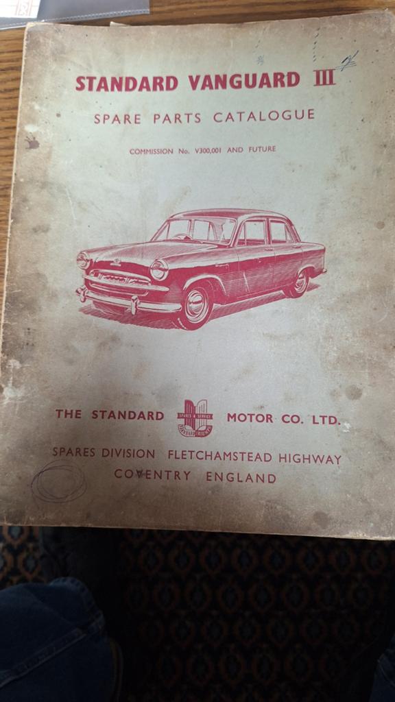 Standard vanguard ||| onderdelen boek, Ophalen of Verzenden