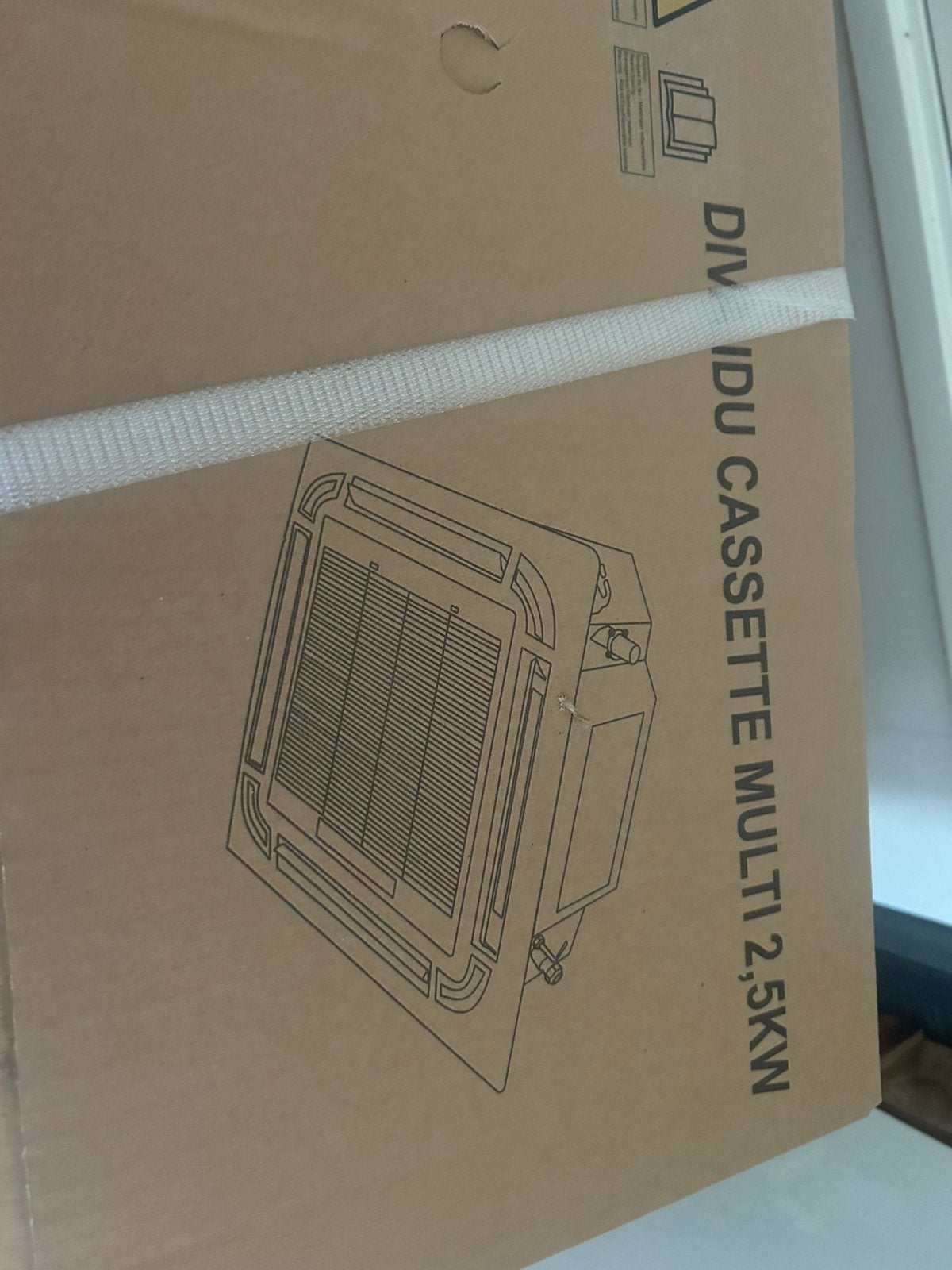 professionele Remeha 2.5kw plafond airco, Witgoed en Apparatuur, Ophalen, Nieuw, 3 snelheden of meer, 100 m³ of groter