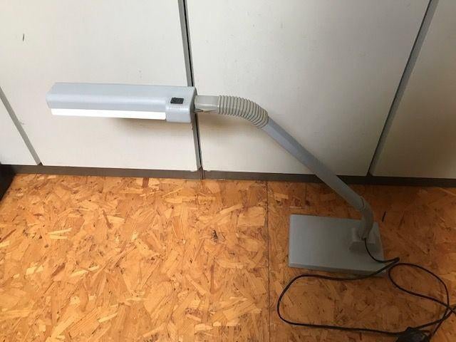 Ledu type 611 vintage lamp bureaulamp bureau, Huis en Inrichting, Lampen | Tafellampen, Ophalen of Verzenden, Zo goed als nieuw