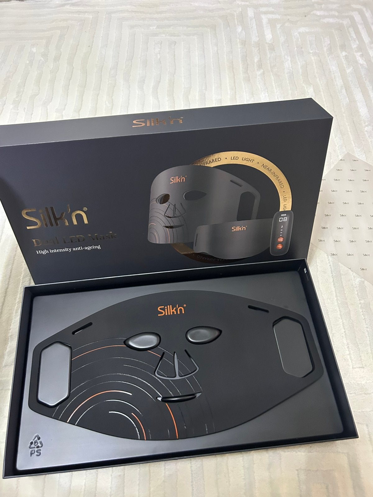 Silkn duo led face en nek mask, Ophalen of Verzenden, Zo goed als nieuw, Gehele gezicht