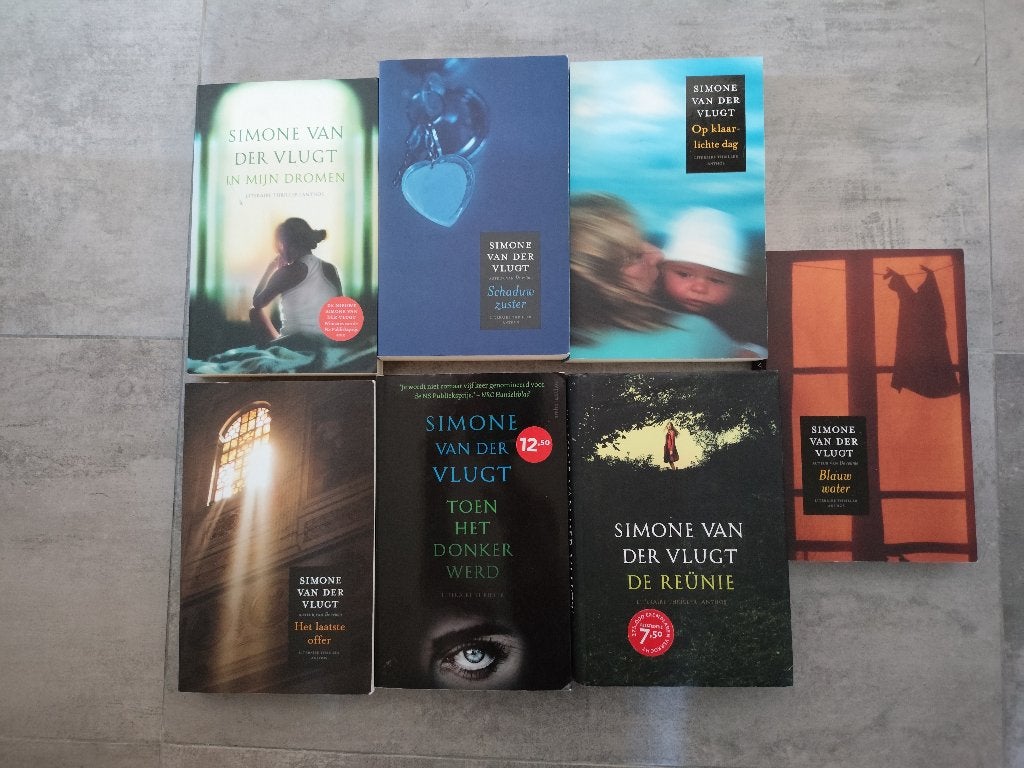 Simone van der Vlugt boeken. 3 euro per stuk, Ophalen of Verzenden, Zo goed als nieuw, Simone van der Vlugt