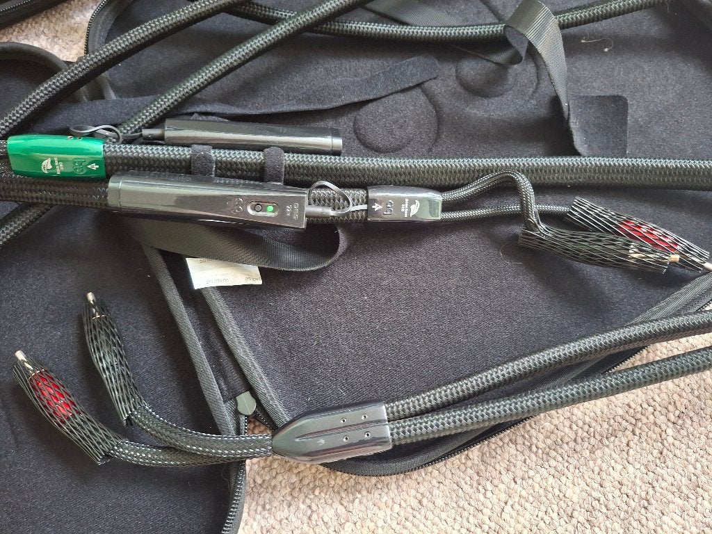 AudioQuest Robin Hood Zero 5M, Ophalen of Verzenden, Zo goed als nieuw, Minder dan 2 meter, Luidsprekerkabel
