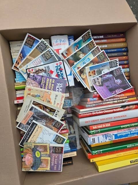 Diverse boeken ongeveer 1000: romans, studieboeken en meer, Boeken, Ophalen of Verzenden, Gelezen, Overige niveaus