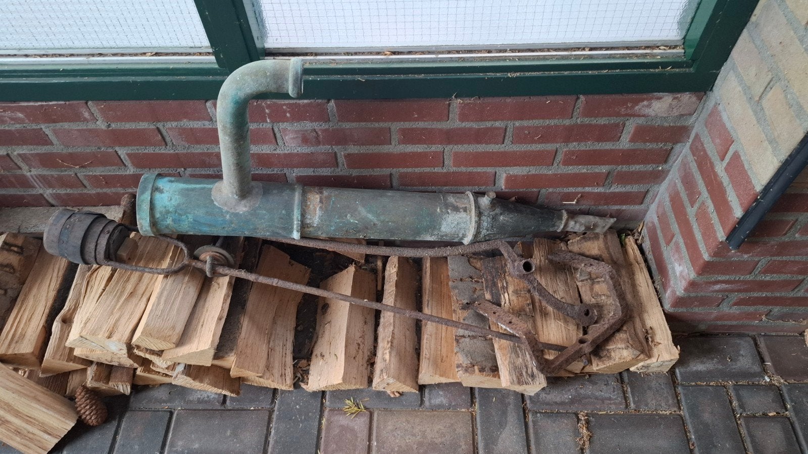 Oude koperen handpomp - Vintage waterpomp, Antiek en Kunst, Ophalen