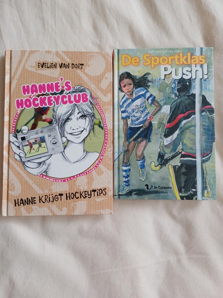 Hanne's Hockeyclub & De Sportklas Push! (2 boeken), Ophalen of Verzenden, Gelezen, Evelien van Dort, Wim van der Horst, Fictie algemeen