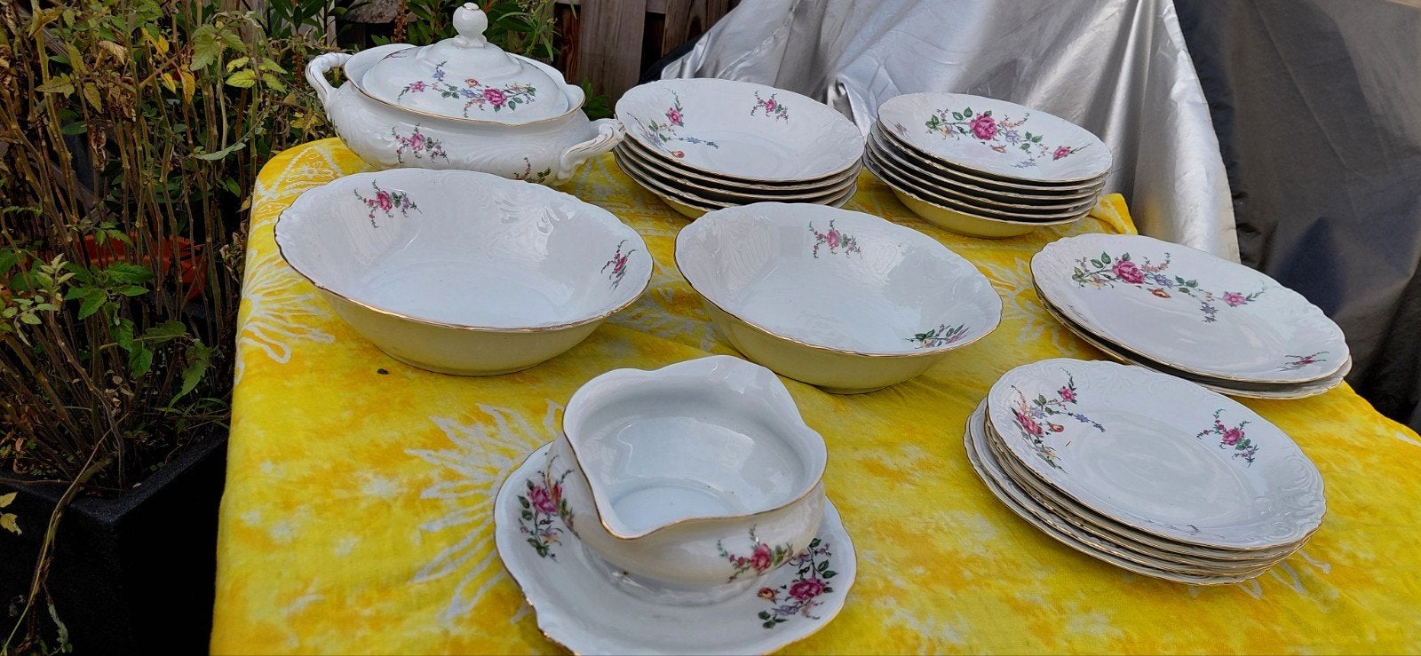 porseleinen dinerservies van het bekende Poolse merk Wawel, Antiek en Kunst, Ophalen of Verzenden