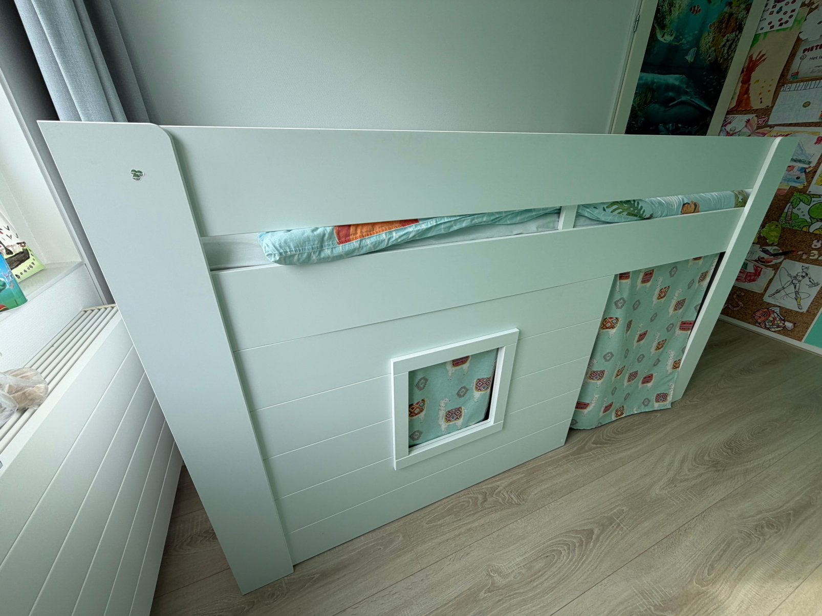 Vipack half hoogslaper Noah met trapje en speelruimte, Kinderen en Baby's, Ophalen, Zo goed als nieuw, Hoogslaper