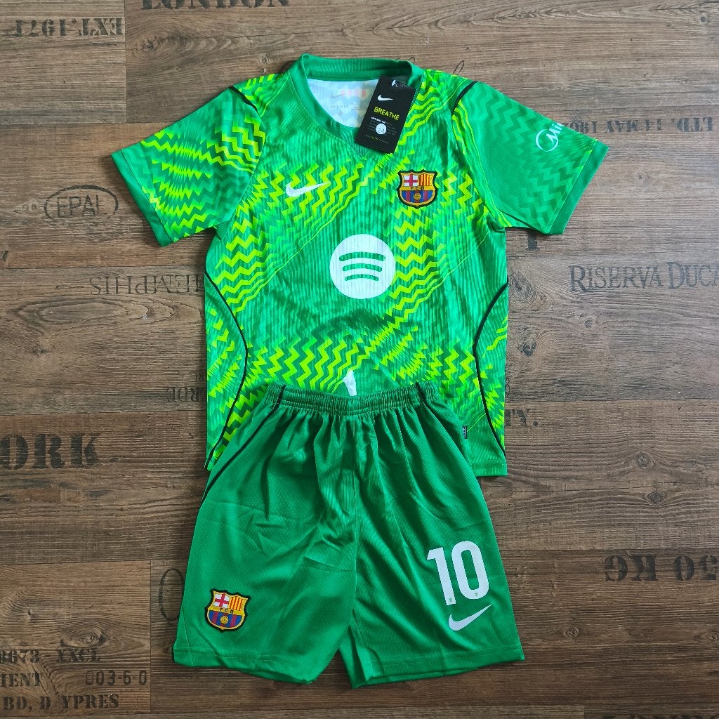 FC Barcelona Keepers Tenue Shirt + Broekje 26/27, Maat XS of kleiner, Ophalen of Verzenden, Zo goed als nieuw, Set